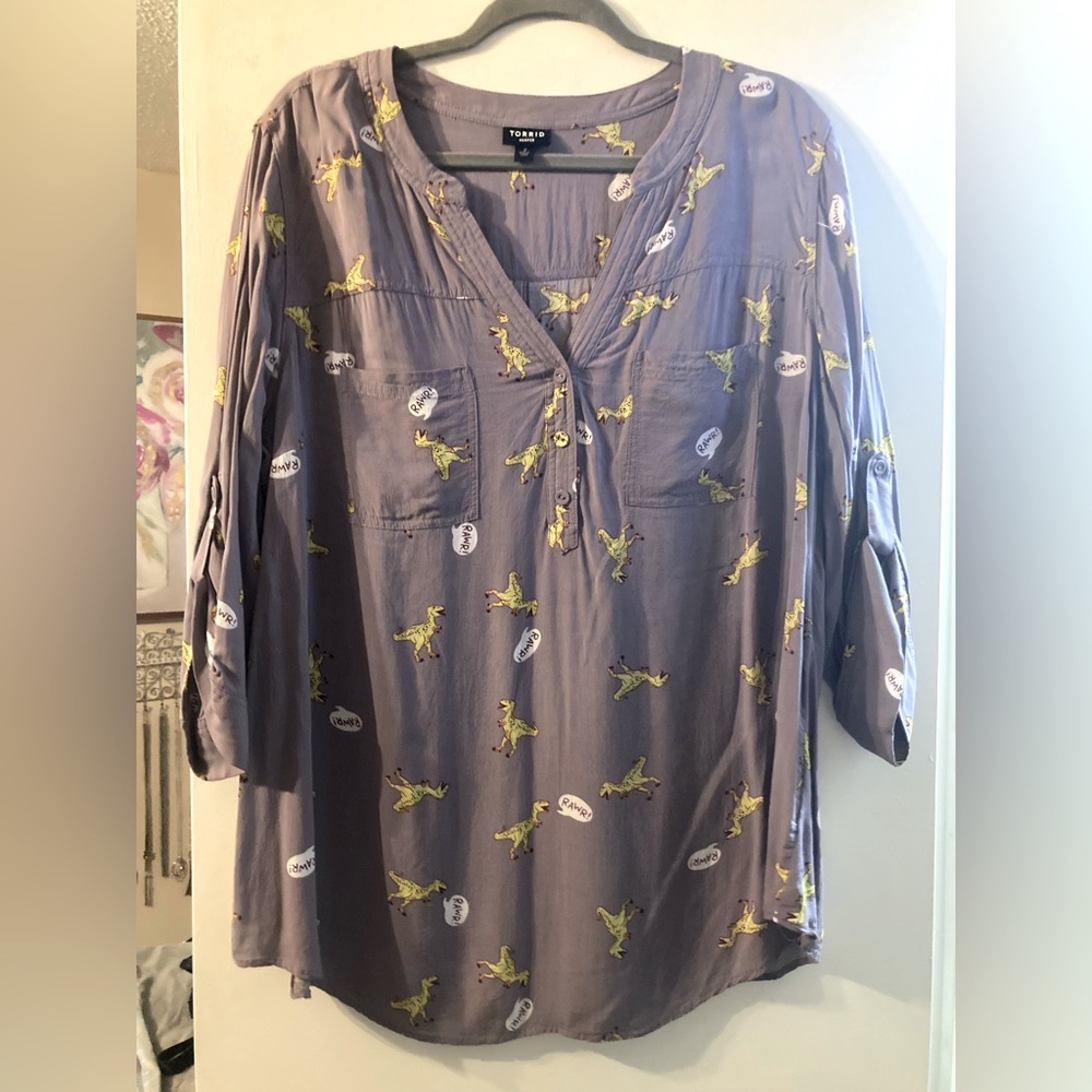 Torrid Dinosaur Challis Harper Top - Size 2x